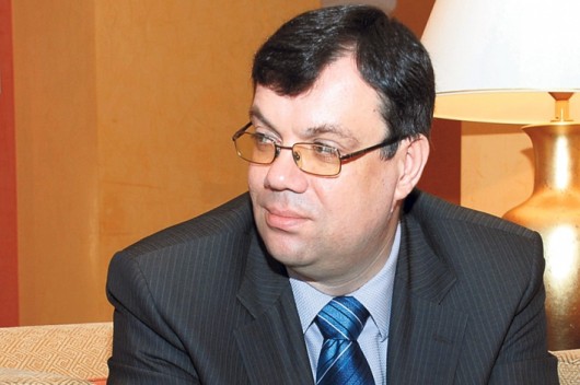 Bajs zadovoljan, ali oprezan