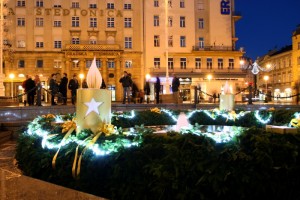 “Advent u Zagrebu” počinje paljenjem prve svijeće na Manduševcu