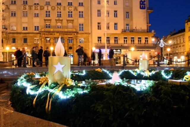 “Advent u Zagrebu” počinje paljenjem prve svijeće na Manduševcu