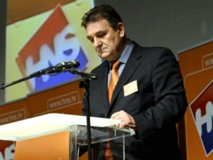 ‘Nema teorije da Čačić preuzme HNS’