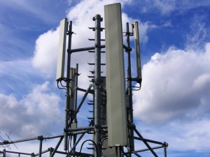 Tri telekoma omogućuju besplatnu komunikaciju za stradalnike na poplavljenim područjima