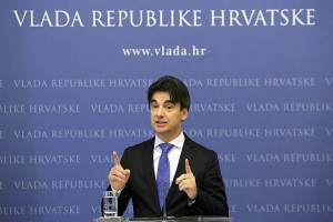 Industrijska proizvodnja rasla je za 3,5 posto, a broj nezaposlenih pao je ispod 300 tisuća