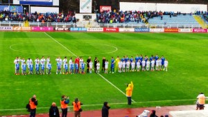 Rijeka nadomak naslovu