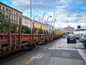 Grad kojim “teče” teretni vlak