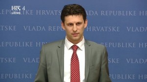 Petrov: HDZ se treba očitovati o aferi “konzultantica”