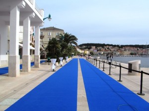 SAMOSTALNA IZLOŽBA ANE VIVODE: INTERAKCIJE