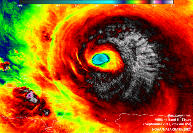 Irma svom snagom udara na Floridu