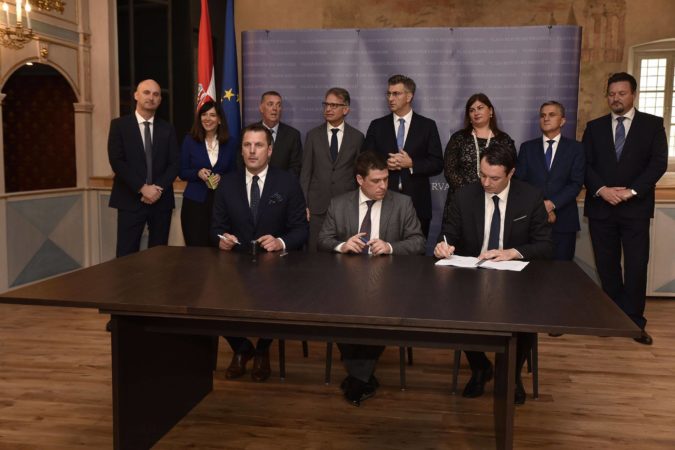 Unije dobiva novi T lukobran