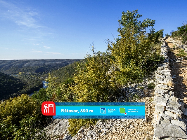 NP Krka predstavlja pješačke staze 15