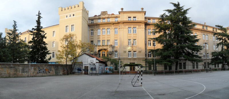 Prosječna neto plaća nastavnika za ožujak od 1712 do 2374 eura