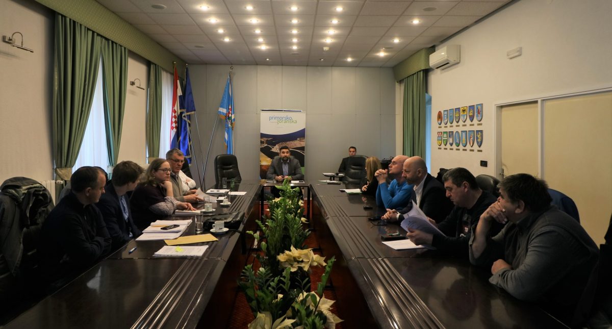 Održan sastanak s goranskim načelnicima i gradonačelnicima oko modela raspodjele sredstava iz Fonda za Gorski kotar