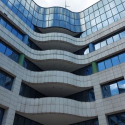 INA uvela ograničenje točenja do 300 litara goriva