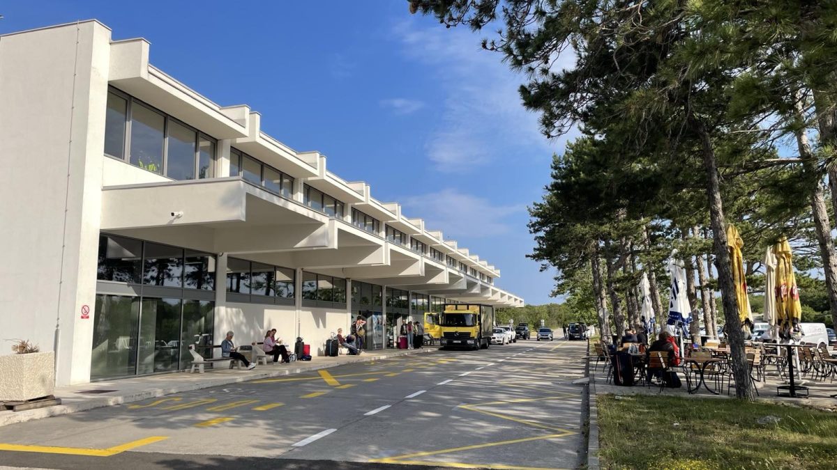 Zračna luka Trst ruši rekorde, Rijeka i dalje stoji na mjestu – ogledni primjer (ne)upravljanja