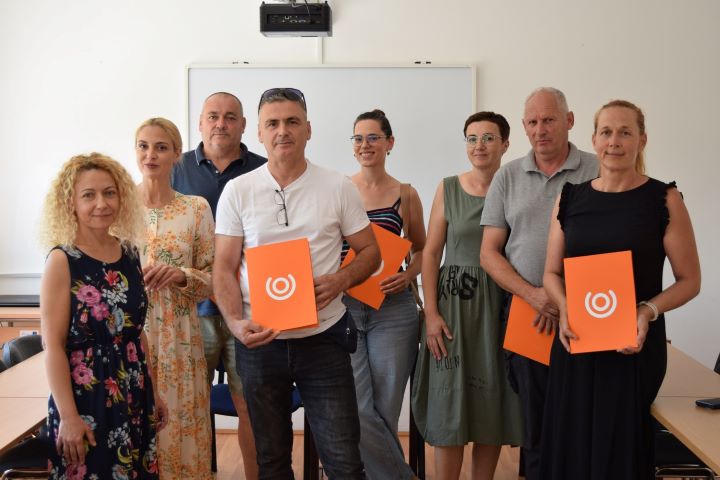 NP Krka, dodijeljena uvjerenja za ekološko pčelarenje