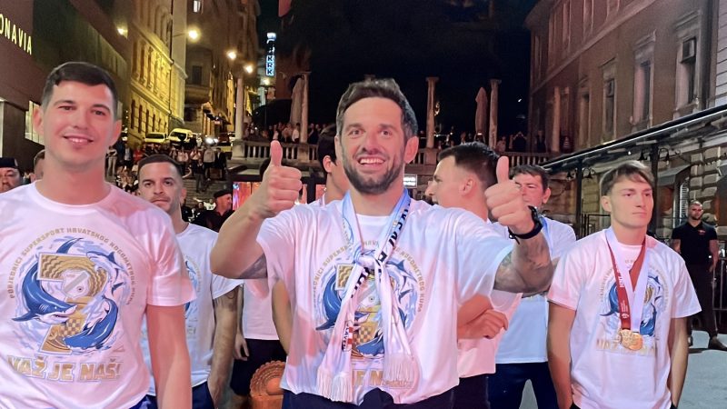 Đalović odlazi s trofejima, ali i s upitnicima