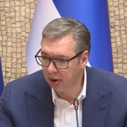 Vučić i dalje želi prevarom do vlasti u Srbiji!
