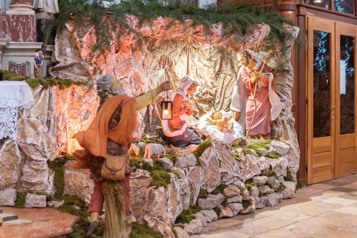 Blagdanski Cres: Festival jaslica i koncert Urban&4