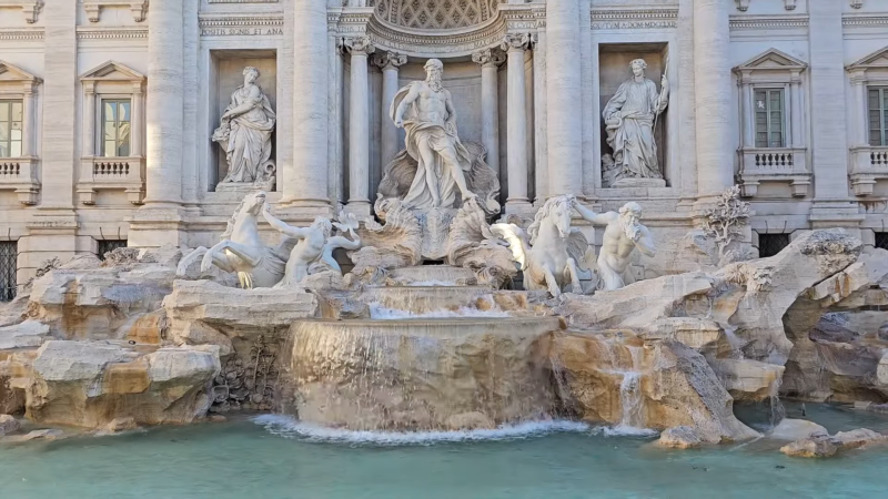 Pristup Fontani di Trevi turistima se od veljače naplaćuje dva eura