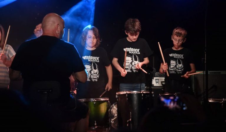 Zimski koncert polaznika Ri Rock akademije