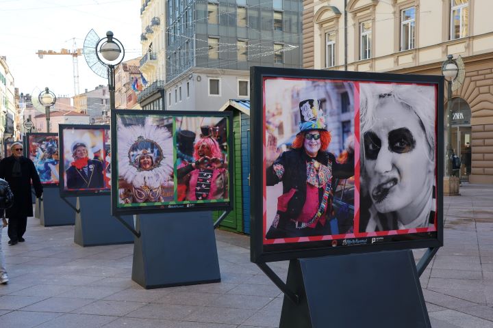 IZLOZBA: Ljudi koji čine karneval