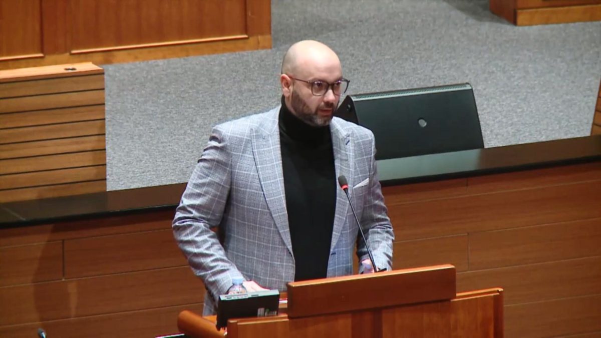 Ukidanje HRT pristojbe za penziće?