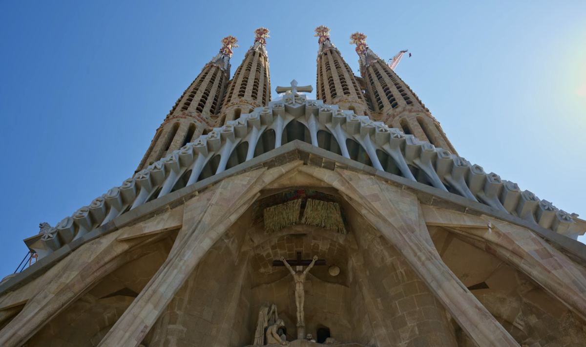 Papa održao misu u bazilici Sagrada Familia u Barceloni