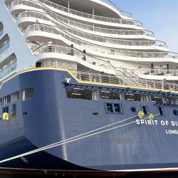 „Spirit of Discovery“ stigao uz emotivni povratak kapetana Franka Papića