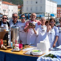 Cres u znaku gastronomije Kvarnera: održan festival janjetine i sira