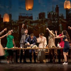 U subotu gostuje osječka hit-predstava “Dok zvijezde ne padnu”