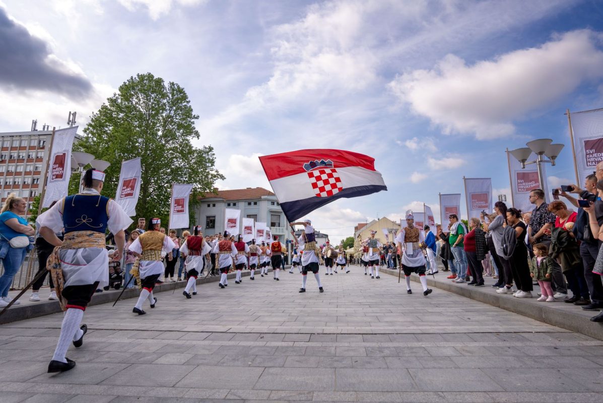 8. Festival “Svi zajedno hrvatsko naj” od 1. do 3. svibnja u Vukovaru!