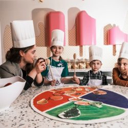 Kako (bez stresa) putovati s bebama i malom djecom