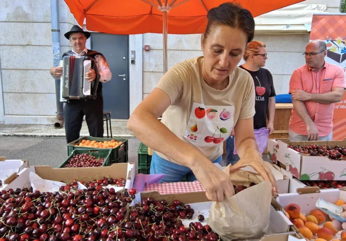 Održan mini Festival Briške češnje u Matuljima