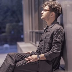 Autentično, emotivno i iskreno: Martin Kosovec objavio novu pjesmu „Mjesec na dlanu“