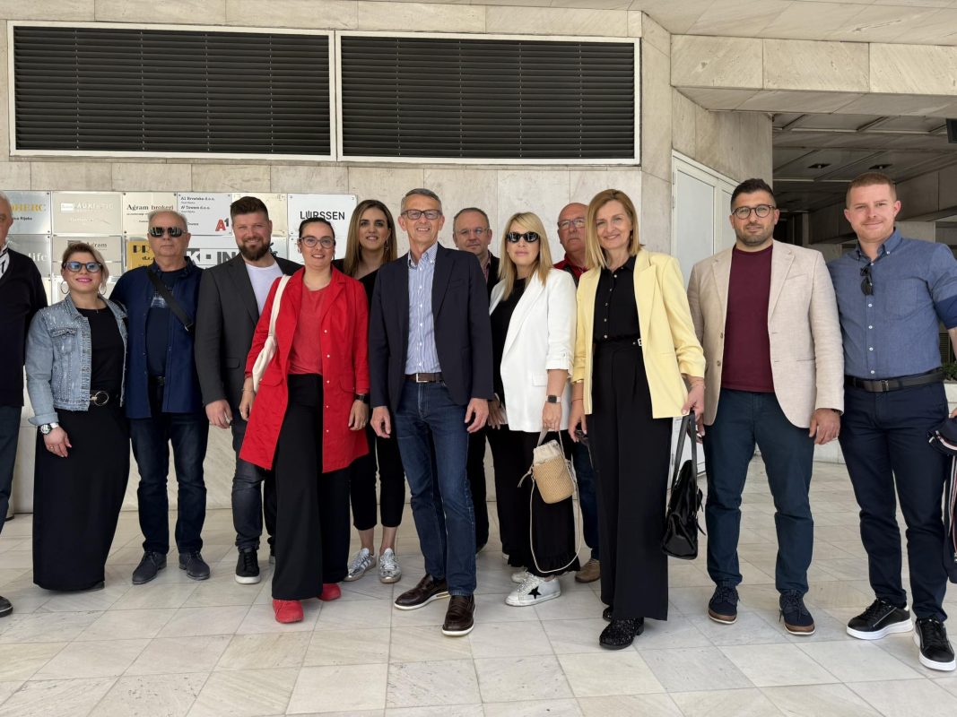 SDP PGŽ-a izabrao vodstvo, Hajdaš Dončić kritizirao Vladu