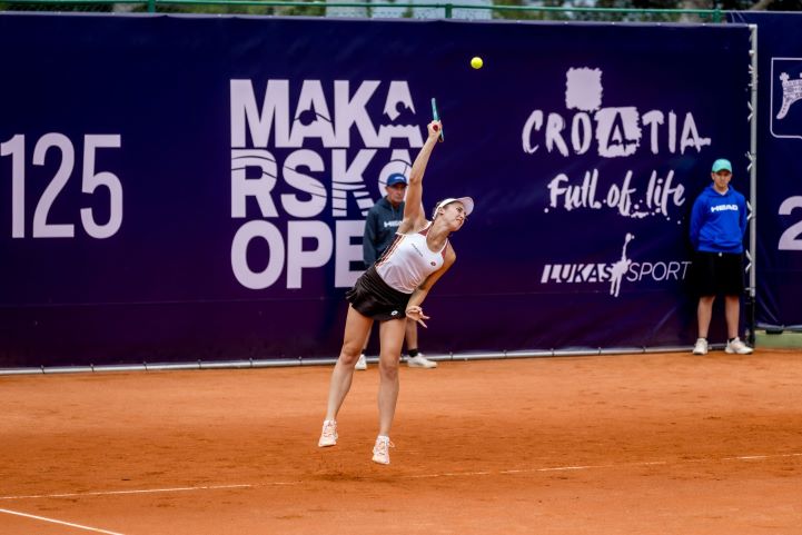 Drama u Makarskoj, kiša pobijedila,