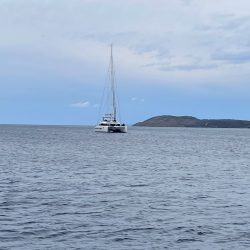 Skiper pao s katamarana kod Šolte, u tijeku potraga