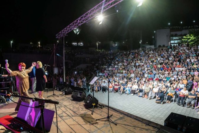 Zorica Kondža raspjevala Matulje u večeri za pamćenje