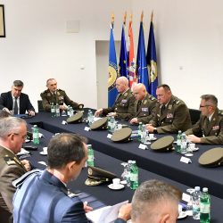 Predsjednik Milanović sastao se s načelnikom i svim zapovjednicima OSRH, 30. rujna 2026.